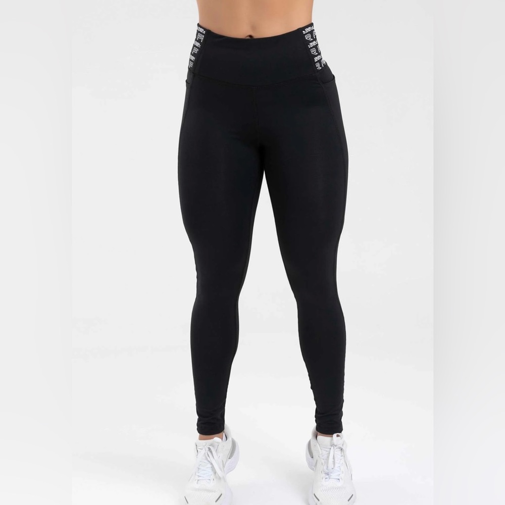 Legging’s essentials - Picture 2 of 3